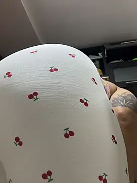 JulianaCastillo online show from 23, 3, 2026