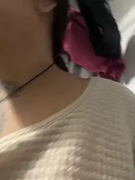 JulianaCastillo online show from 1, 11, 2025