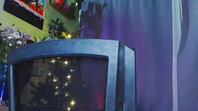 purple em69 online show from 14, 1, 2026