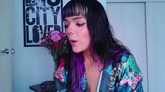 purple em69 online show from 12, 9, 2025