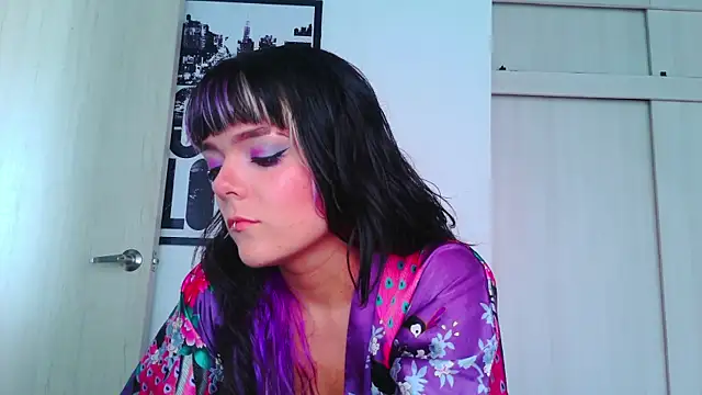 purple em69 online show from 16, 9, 2025