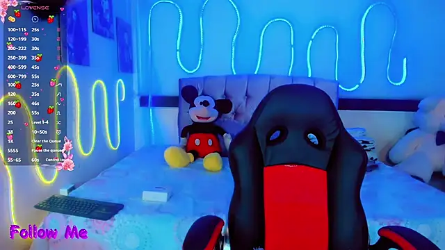 Jessica smith 1 online show from 4, 3, 2026