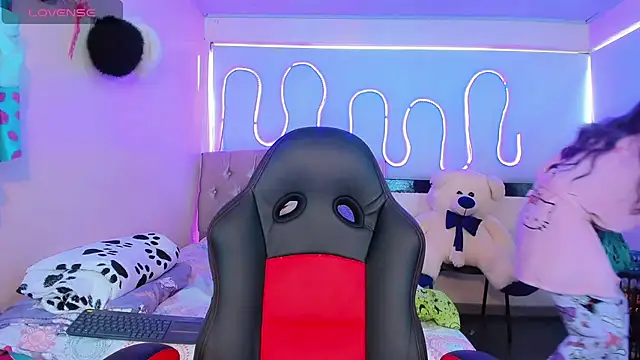 Jessica smith 1 online show from 6, 10, 2025