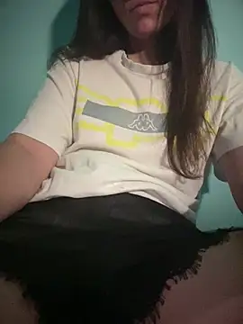 Snapshot of rossana99_ chatting on 4, 7, 2026 rossana99 online show from 4, 7, 2026