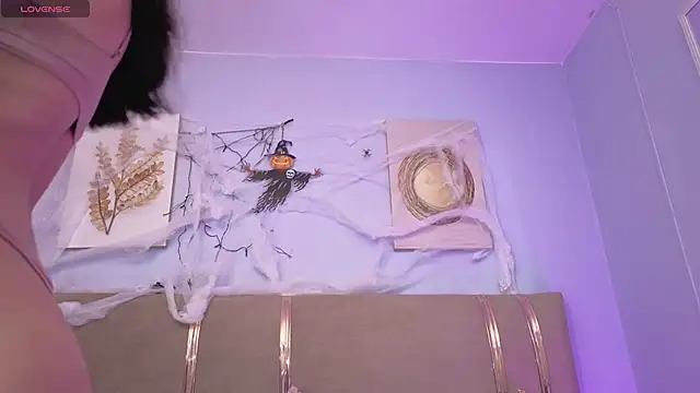 Snapshot of sarah_cruzz_ chatting on 30, 10, 2025 sarah cruzz online show from 30, 10, 2025