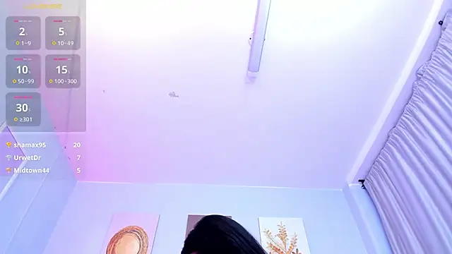 Snapshot of sarah_cruzz_ chatting on 2, 12, 2024 sarah cruzz online show from 2, 12, 2024