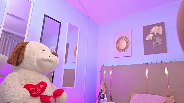 sarah cruzz  online show from 13, 2, 2026