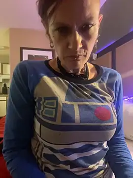 renegade vyxxen online show from 5, 2, 2025