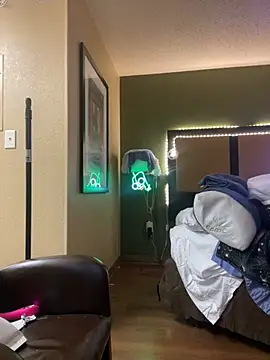 renegade vyxxen online show from 27, 1, 2025