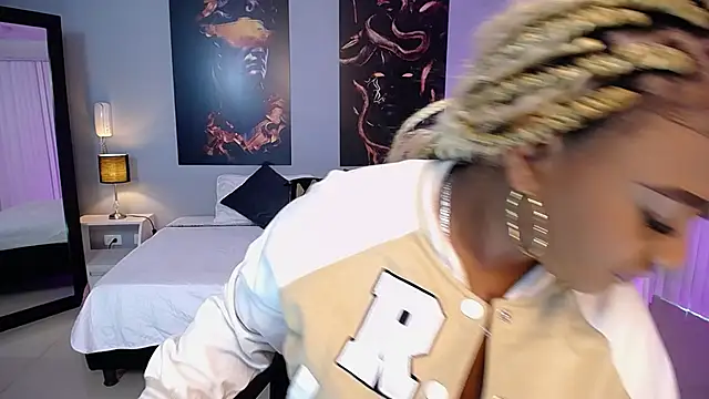 JasmineCampbell  online show from 7, 2, 2026