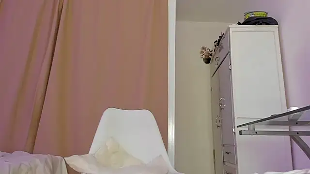 Mari Mendoza online show from 1, 12, 2025