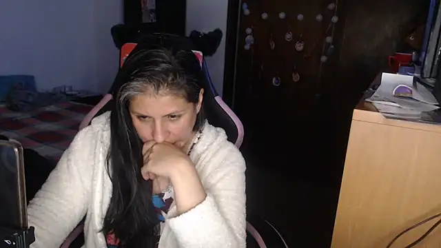 LucifernandaSw online show from 14, 4, 2026