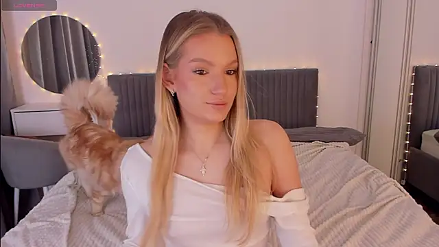 CassieRayss online show from 12, 1, 2026