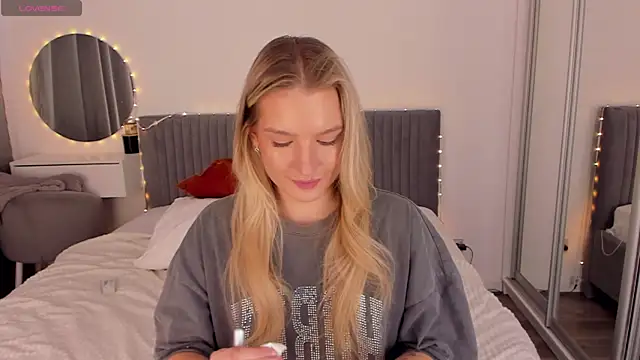 CassieRayss online show from 2, 5, 2026
