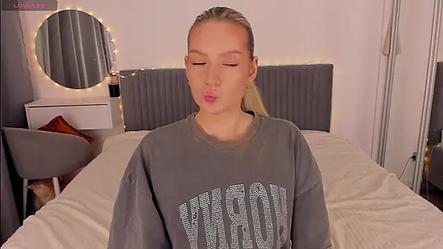 CassieRayss online show from 20, 2, 2026