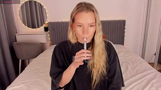 CassieRayss online show from 16, 5, 2026