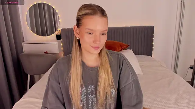 CassieRayss online show from 19, 5, 2026