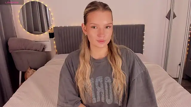 CassieRayss online show from 12, 5, 2026