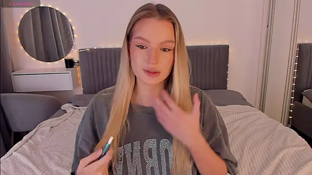 CassieRayss online show from 13, 1, 2026