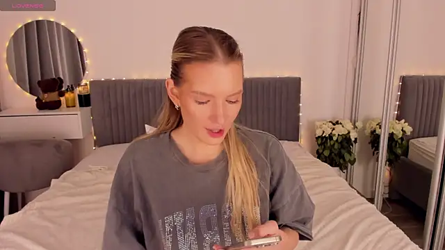 CassieRayss online show from 24, 6, 2026