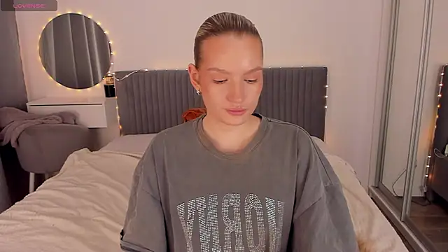 CassieRayss online show from 28, 4, 2026