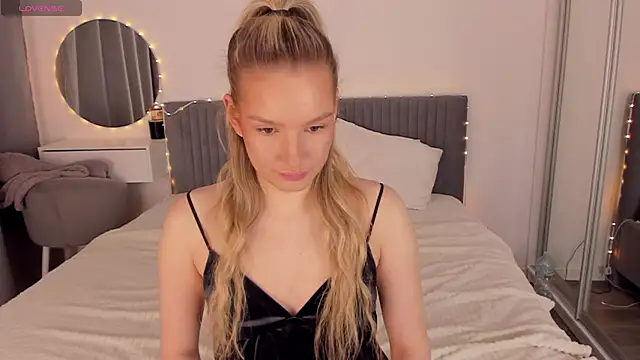 CassieRayss online show from 26, 4, 2026