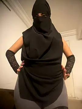 Snapshot of Hijabi_HotGirls chatting on 30, 11, 2025 Hijabi HotGirls online show from 30, 11, 2025