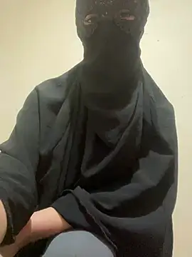 Snapshot of Hijabi_HotGirls chatting on 18, 2, 2025 Hijabi HotGirls online show from 18, 2, 2025