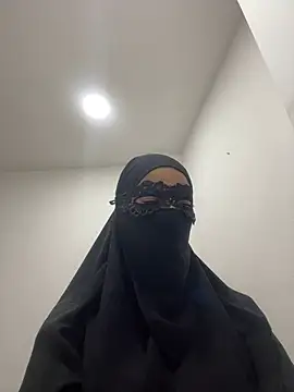 Snapshot of Hijabi_HotGirls chatting on 11, 3, 2025 Hijabi HotGirls online show from 11, 3, 2025