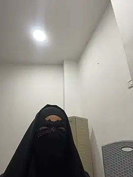 Snapshot of Hijabi_HotGirls chatting on 13, 3, 2025 Hijabi HotGirls online show from 13, 3, 2025
