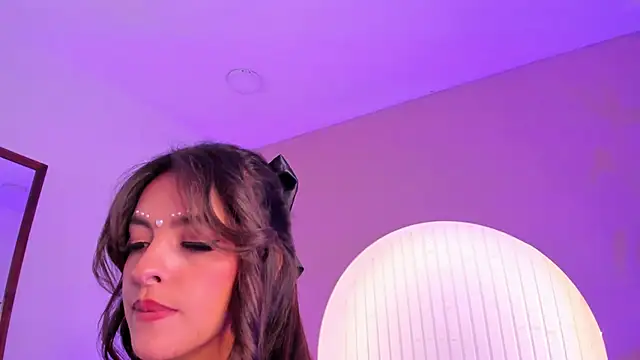 martina duque  online show from 16, 4, 2026