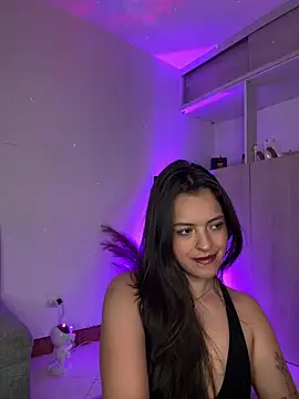 Snapshot of martina_duque_ chatting on 2, 3, 2025 martina duque online show from 2, 3, 2025