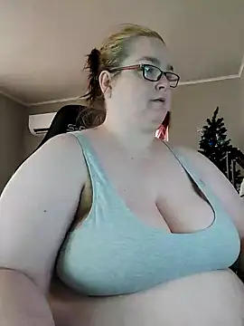 SexyWhiteChocolate online show from 4, 12, 2024