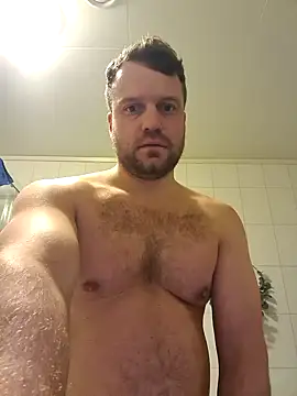 Machoviking1 online show from 5, 10, 2025