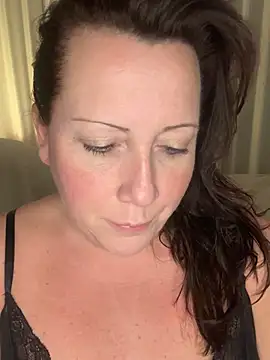 xsexycurvymilf online show from 17, 2, 2025