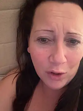 xsexycurvymilf online show from 19, 2, 2025