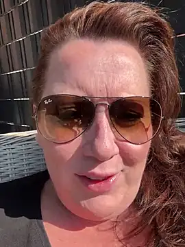 xsexycurvymilf online show from 10, 3, 2025