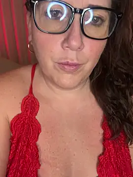 xsexycurvymilf online show from 6, 2, 2025