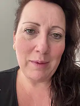 xsexycurvymilf online show from 12, 2, 2025