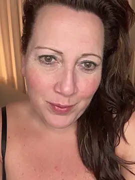 xsexycurvymilf online show from 21, 2, 2025