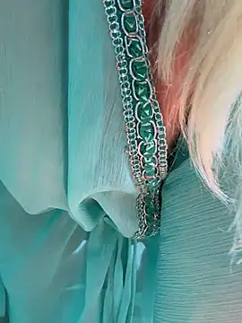 EmmaInLove23 online show from 2, 10, 2025