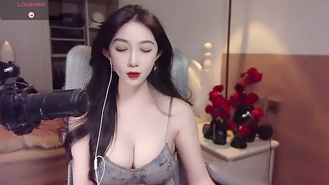 vyizh- online show from 14, 3, 2025