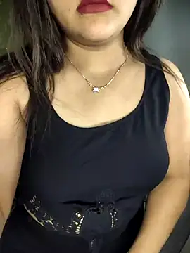 Snapshot of _Redwine_ chatting on 22, 3, 2025 Redwine online show from 22, 3, 2025