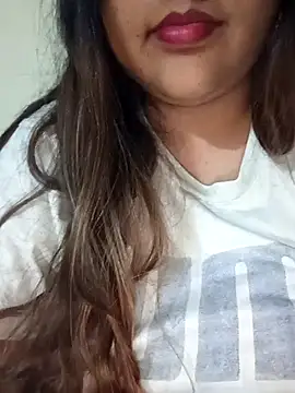 Snapshot of _Redwine_ chatting on 21, 2, 2025 Redwine online show from 21, 2, 2025