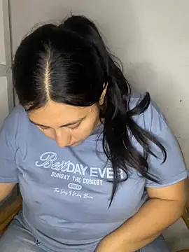 valentinesexx online show from 17, 1, 2025