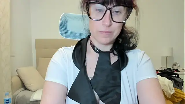 emmita69  online show from 16, 2, 2026