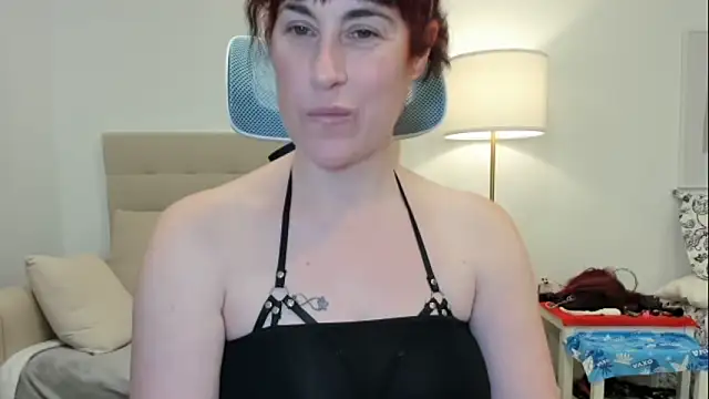 emmita69  online show from 28, 2, 2026