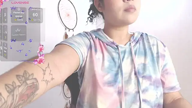 Amara18  online show from 11, 11, 2025