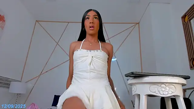 Karoline Marin online show from 12, 9, 2025