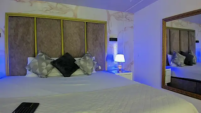 Amareto  online show from 30, 10, 2025